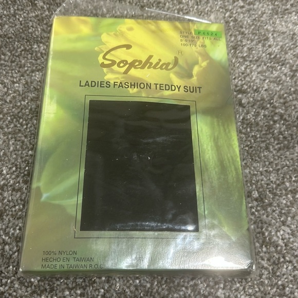 Sophia Lingere Teddy suit - Picture 2 of 3